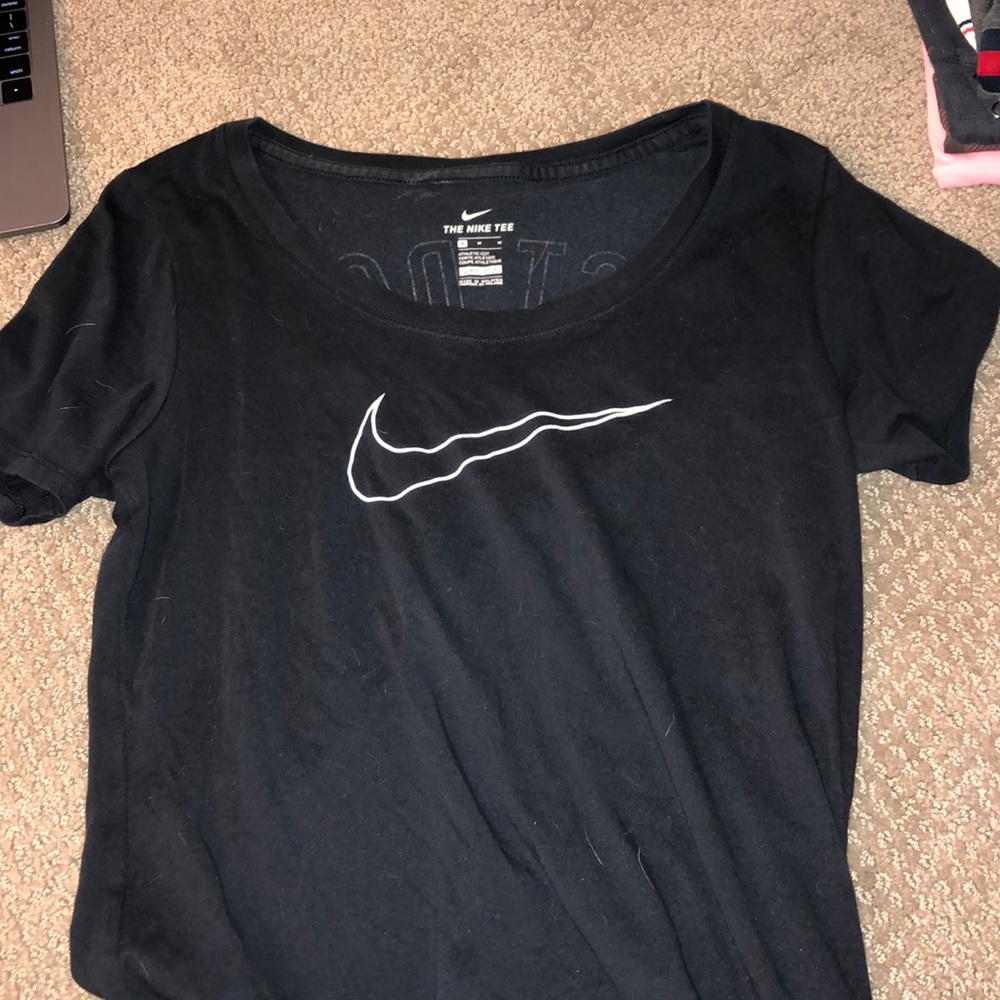 Black Nike T-shirt